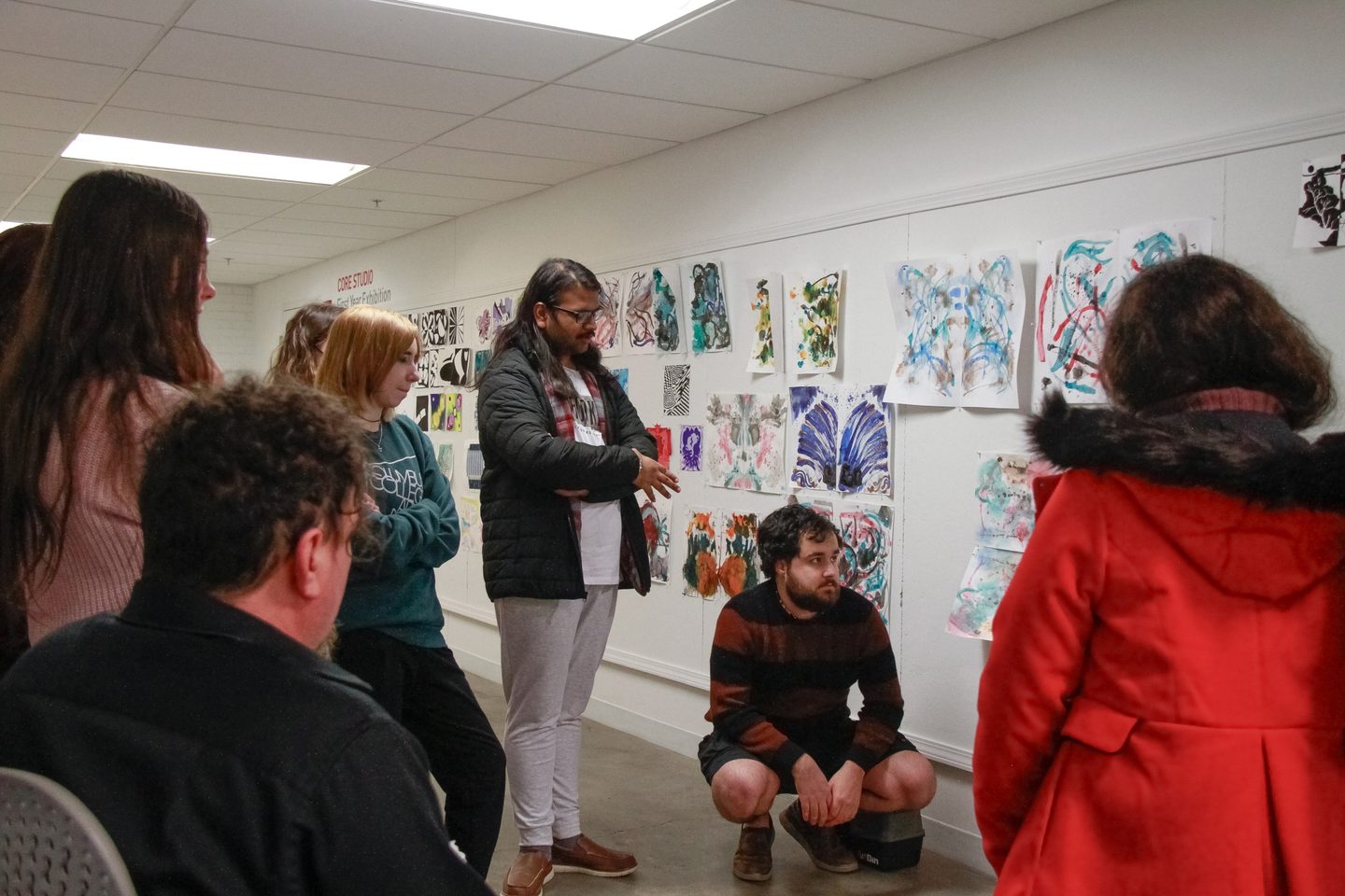 art-critique-media-gallery-240201