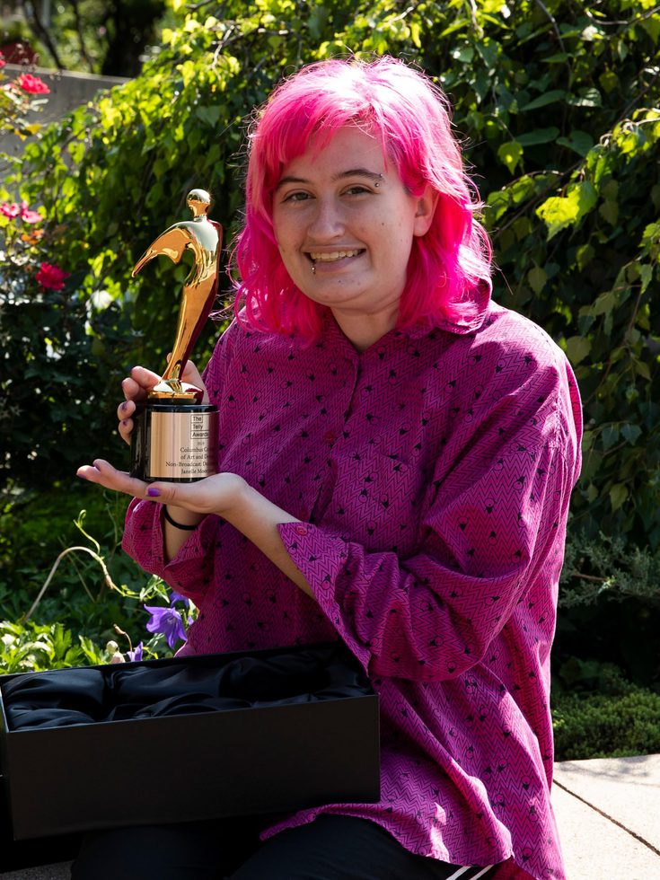 holding-tally-award-section-featured-240305